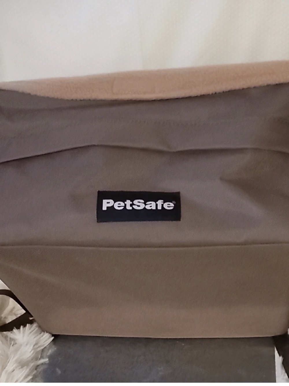 PetSafe Taupe and Cream Pet Bed Cover